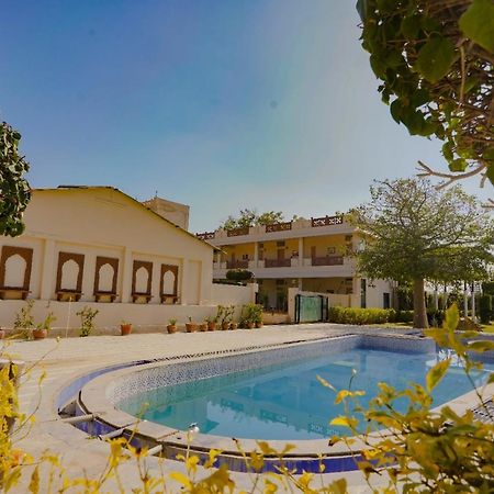 Royal Ocean Resort Jaipur Exteriör bild