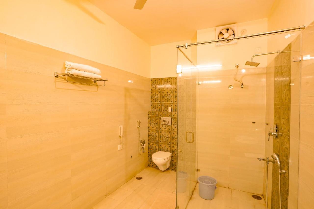 Royal Ocean Resort Jaipur Exteriör bild