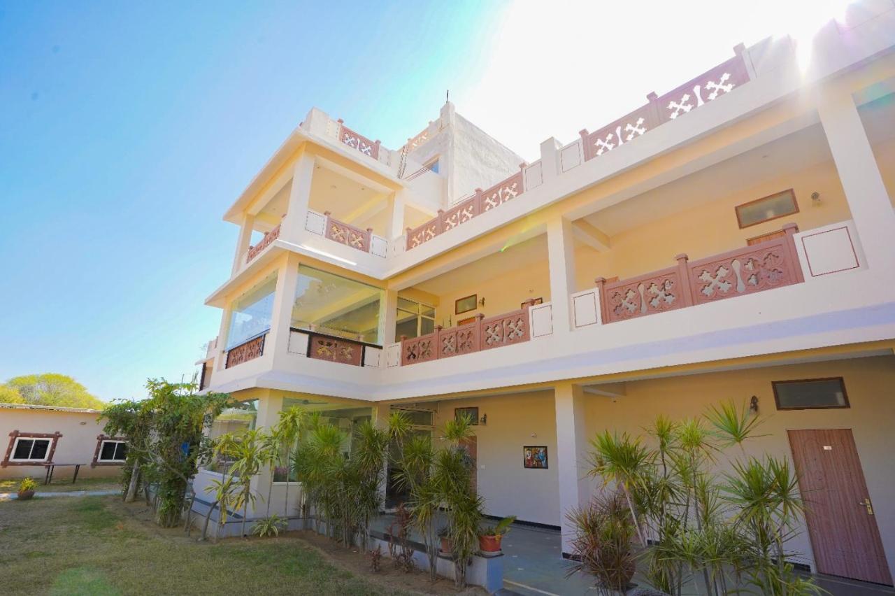 Royal Ocean Resort Jaipur Exteriör bild