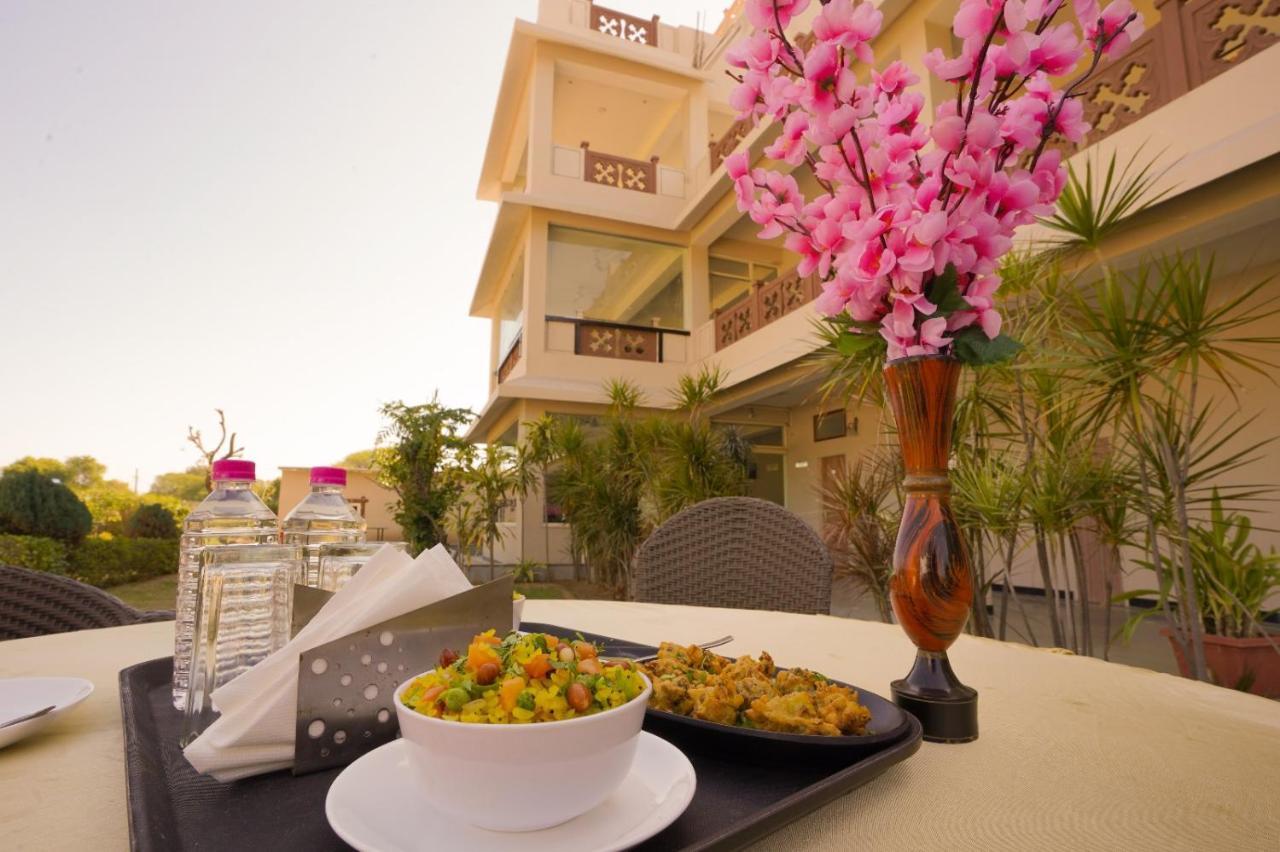 Royal Ocean Resort Jaipur Exteriör bild